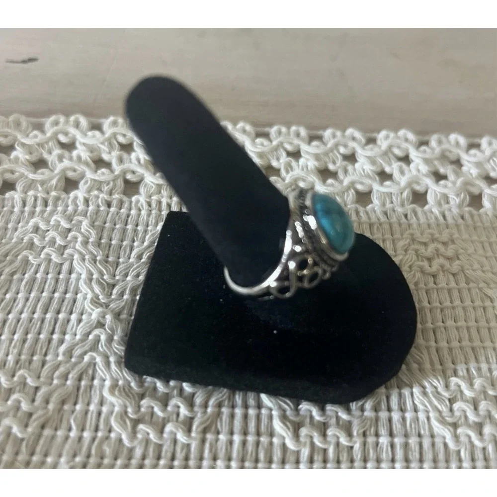 N/A silver ring